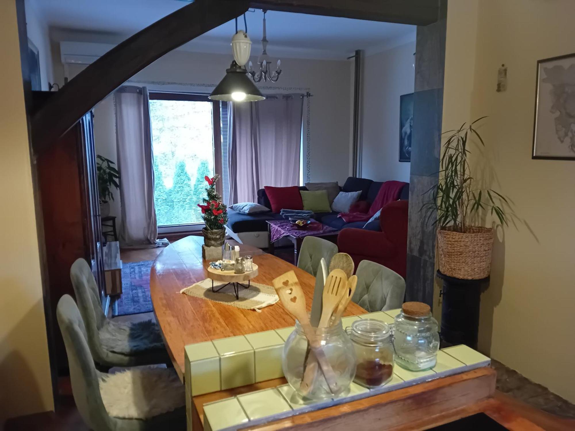 Apartment Baci For 4 Guests Ljubljana Exteriör bild